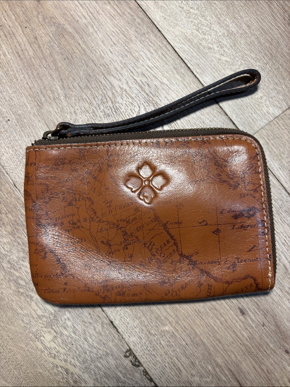 Patricia Nash Tan Brown Zip Wristlet Wallet